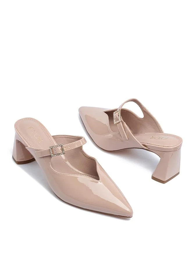 FYOR Pointed-Toe Buckle Pump AJ 002